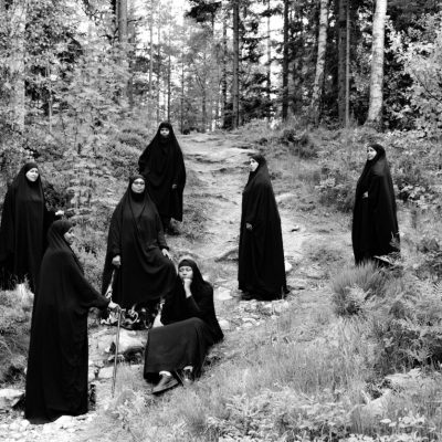 Ayan Abdi Explores Family and Identity in New Portrait Series