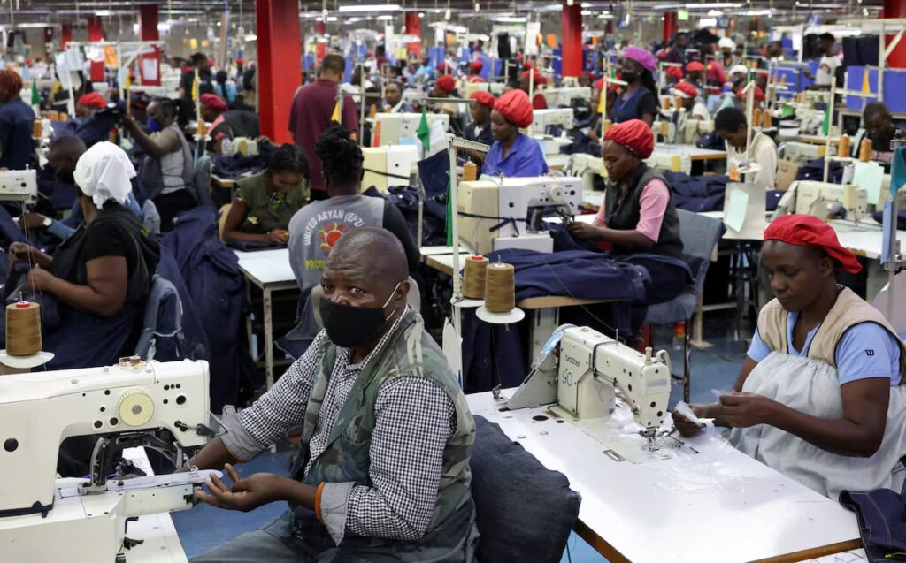 Kenya private sector ends 2025 with positive PMI reading