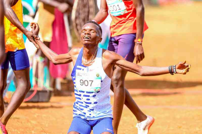 Kenya's Ebenyo and Uganda's Kiplimo Clash at World Cross