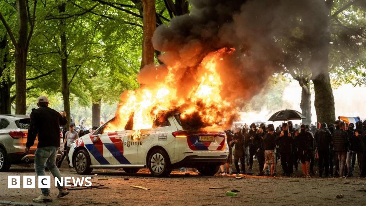 Protests over immigration lead to clashes with police in Netherlands