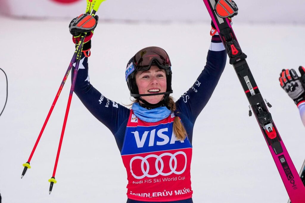 Shiffrin Wins 108th World Cup, Dominates Slalom Before Olympics