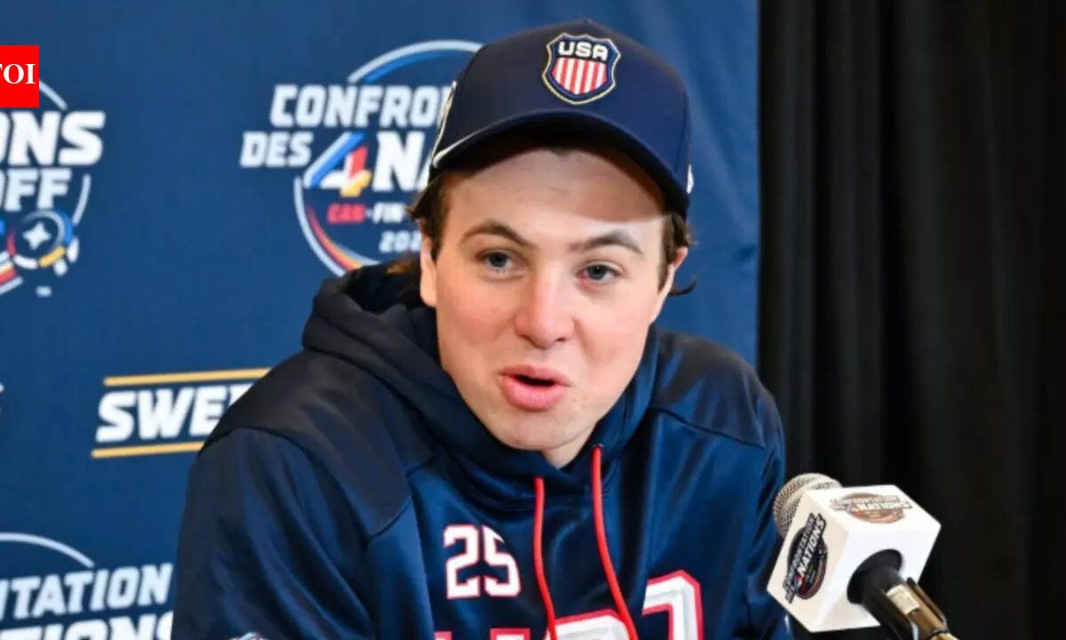 Charlie McAvoy's Parents Support Bruins Defenseman's Career