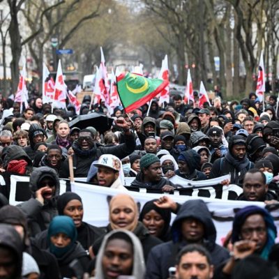 Paris Protests Over Death of Worker in Police Custody