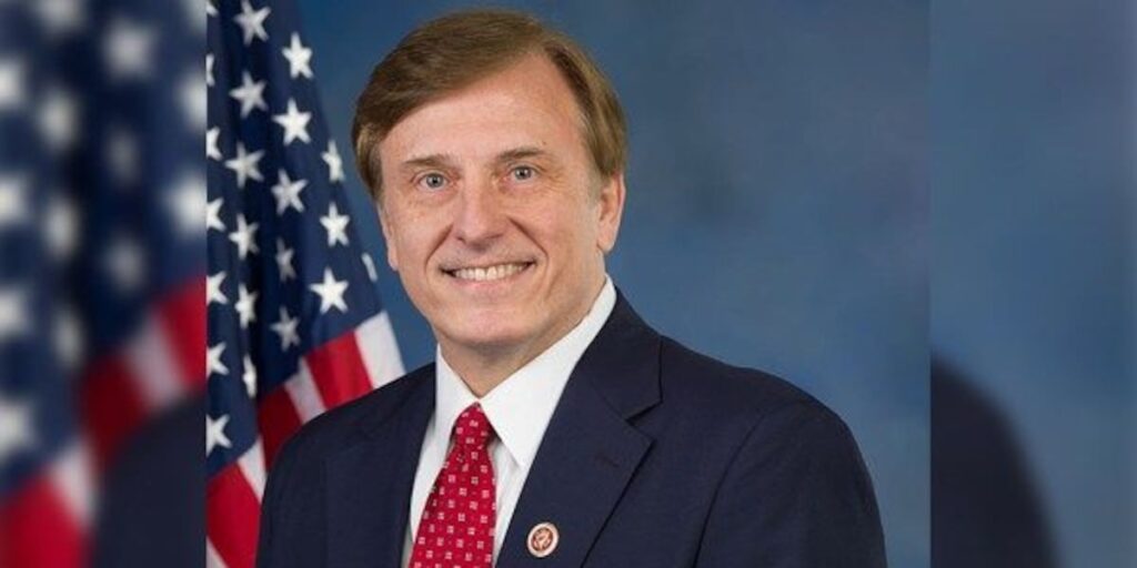 Trump officials reportedly offered jobs to exit Senate race