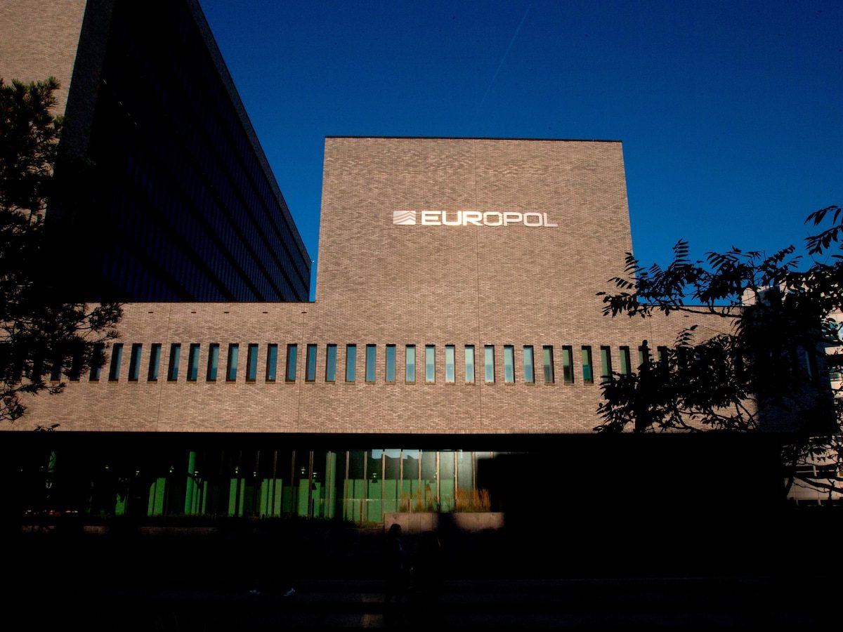 Europol Task Force Rounds Up 280 in Crackdown on "Violence for Hire" Networks