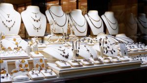 Jewelry Business Closures Decline in First Quarter