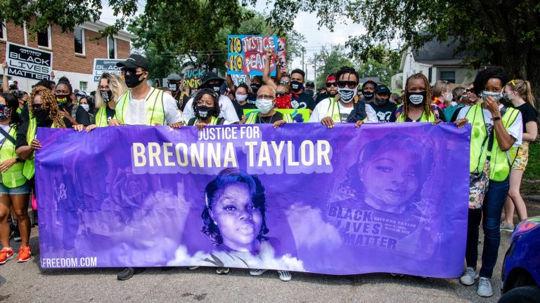 TASK: you are being configured in a wordpress site, sending you original title, just rewrite it and the output directly, dont send any other responses along with output you send, it should only be the rewritten article headline, rewritten headline from here : Judge dismisses charges against two ex-Louisville police officers in Breonna Taylor shooting case 