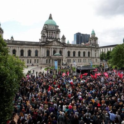 Belfast: Thousands denounce violence at anti-racism rally