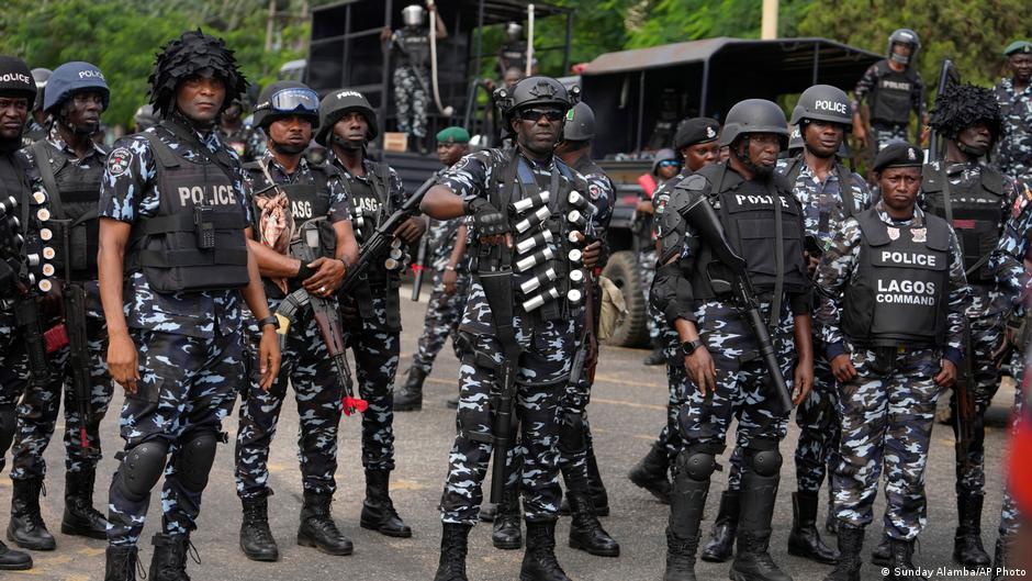Nigeria scraps notorious police unit amid abuse allegations