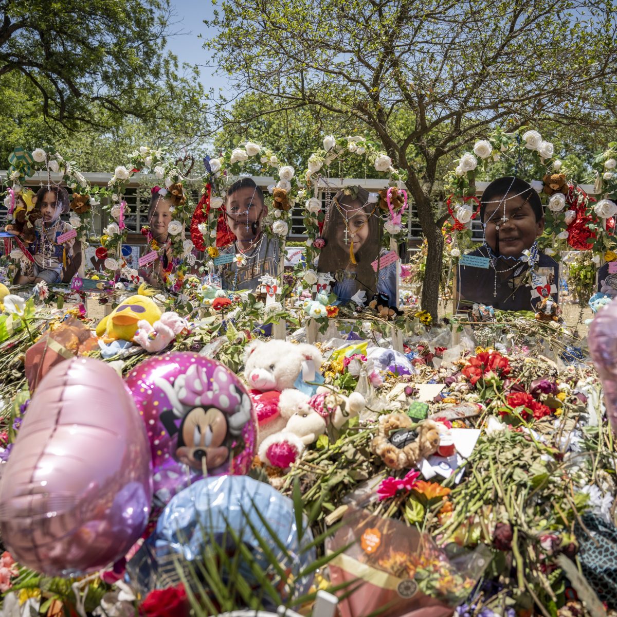 Texas court acquits Uvalde police officer on charges tied to 2022 school shooting - JURIST