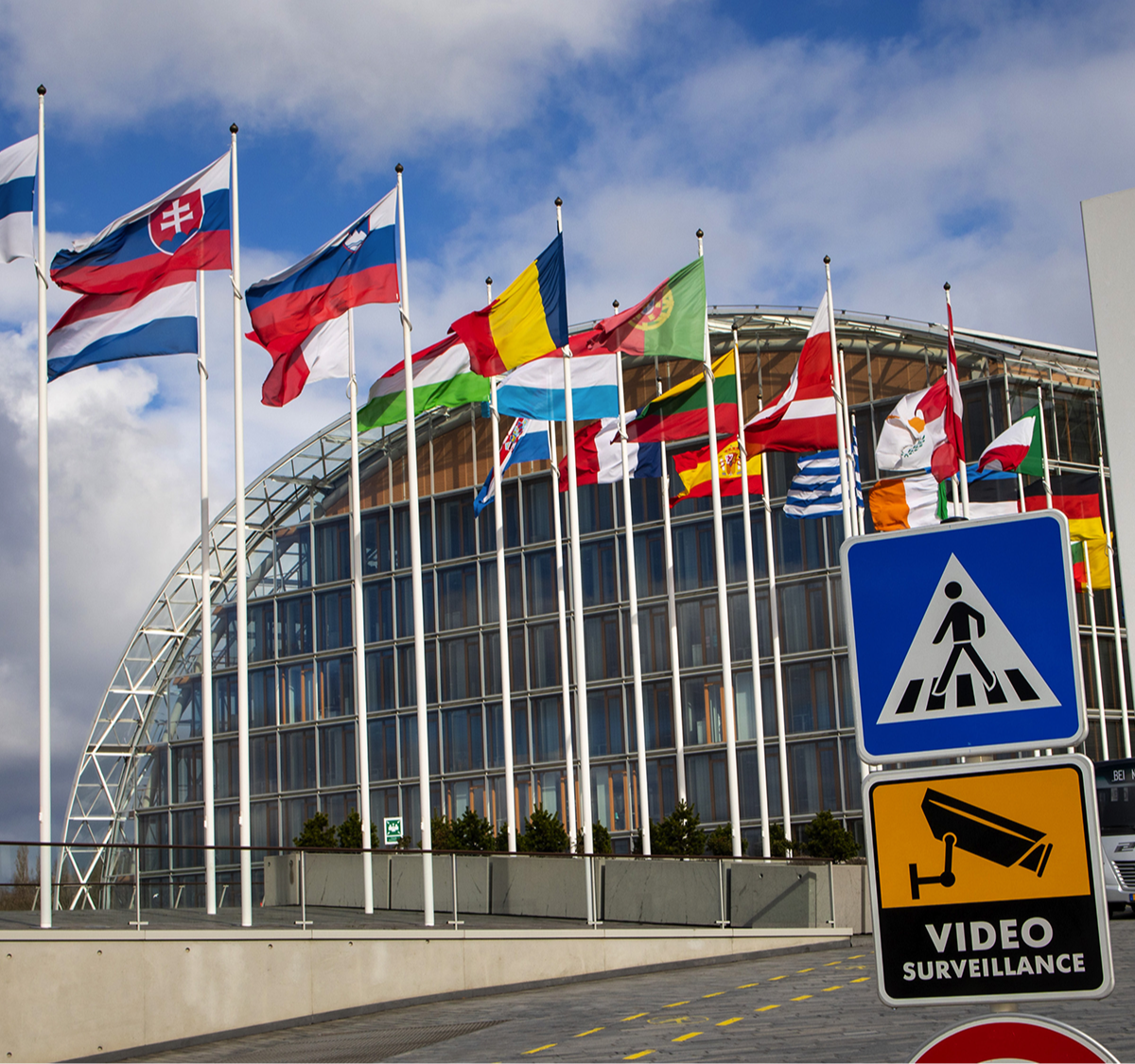 EIB defends climate ‘leadership’ after World Bank scraps financing target