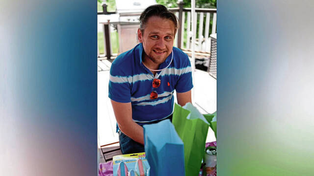 Judge tosses civil rights lawsuit over fatal police shooting of mentally ill Upper St. Clair man