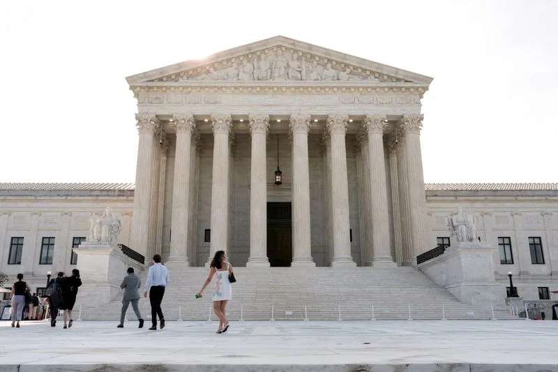  Trump says he will ask Supreme Court to rehear birthright citizenship case