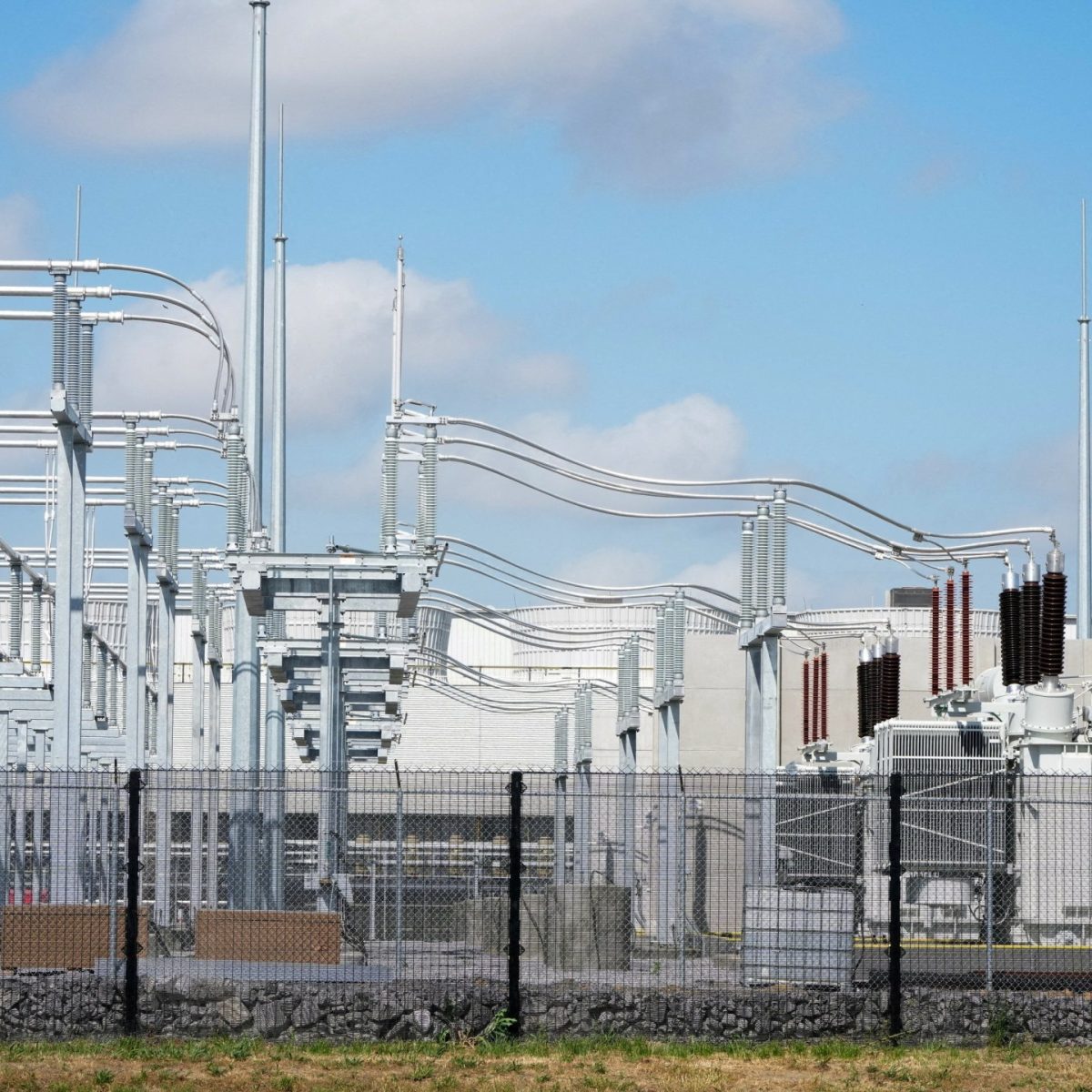 US heatwave raises alarms over AI data centre energy demands | Energy News