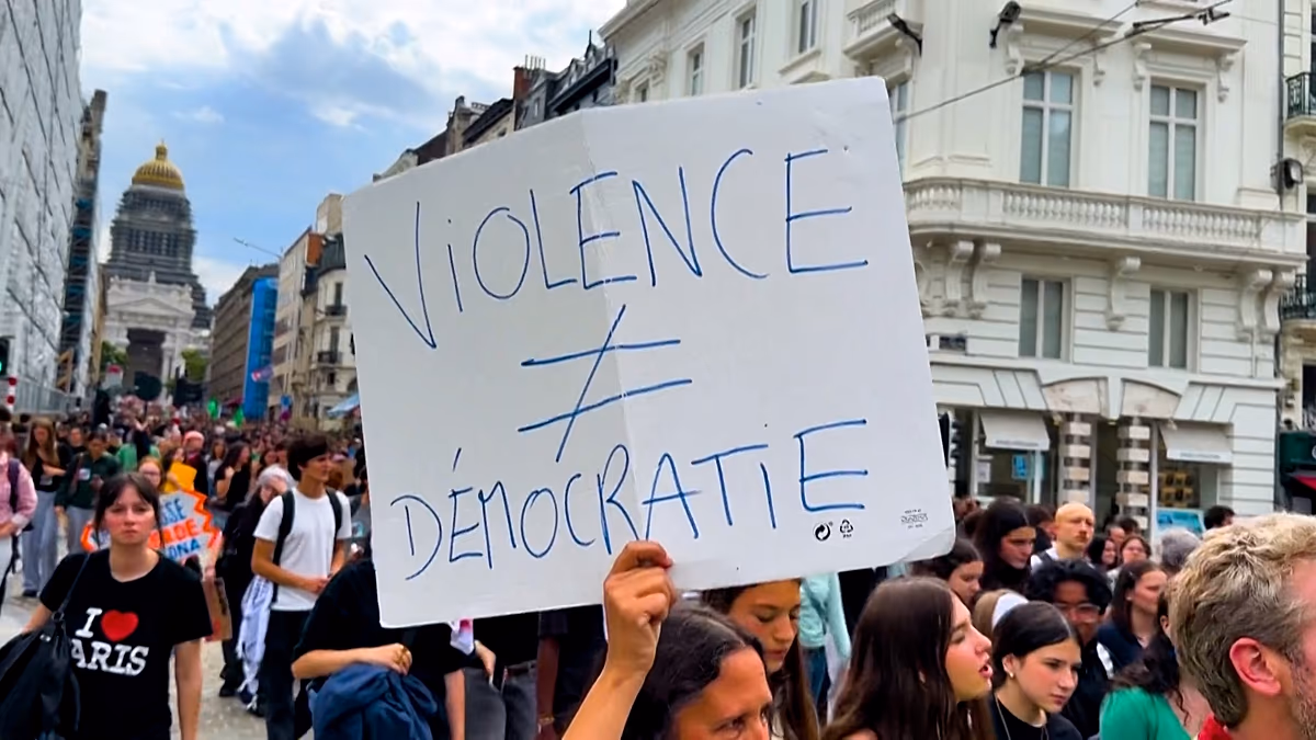 Video. Belgium: Thousands protest alleged police violence in Brussels