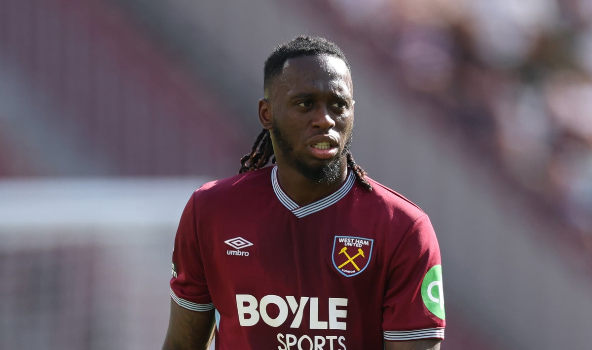 Aston Villa hold talks over Aaron Wan-Bissaka transfer from West Ham