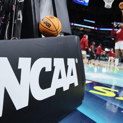 Over 100 women’s college basketball players join push to unionize