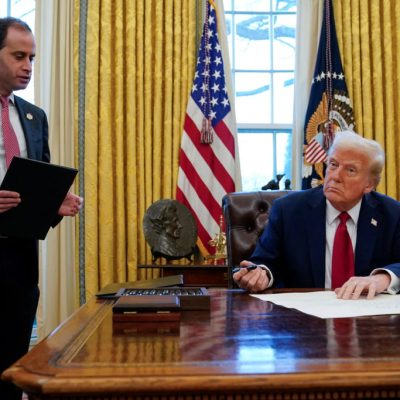  Trump announces staff secretary Will Scharf, who helped secure ballroom approval, will be his new White House counsel