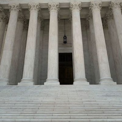  Trump’s attacks fuel Supreme Court’s sinking public approval