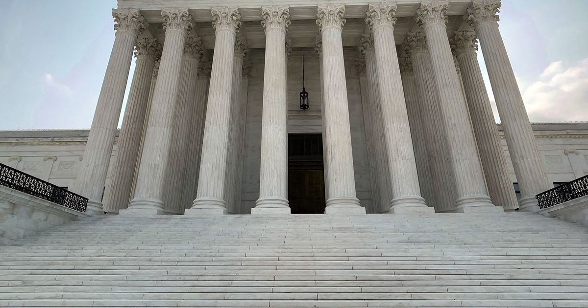  Trump’s attacks fuel Supreme Court’s sinking public approval