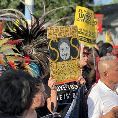  Hundreds march in protest of fatal ICE shooting in Houston’s Magnolia Park – Houston Public Media