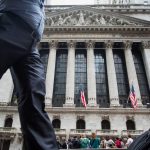 Stocks to Buy: 23 Defensive Plays As US Economy Slows, Bull Market Falters