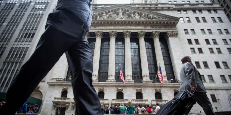 Stocks to Buy: 23 Defensive Plays As US Economy Slows, Bull Market Falters