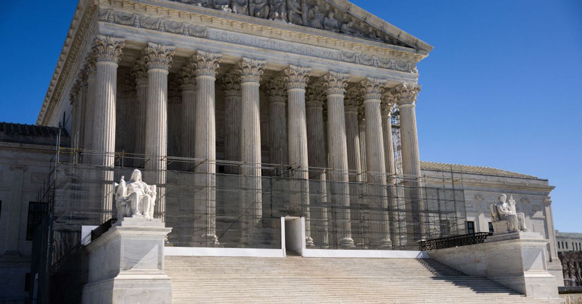  Supreme Court allows New Hampshire to restrict use of student IDs in voting