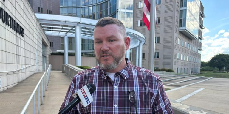  ‘It only takes 2-3 seconds to send a text’: See why a former Capitol Police officer wants to withdraw his guilty plea in federal civil rights case
